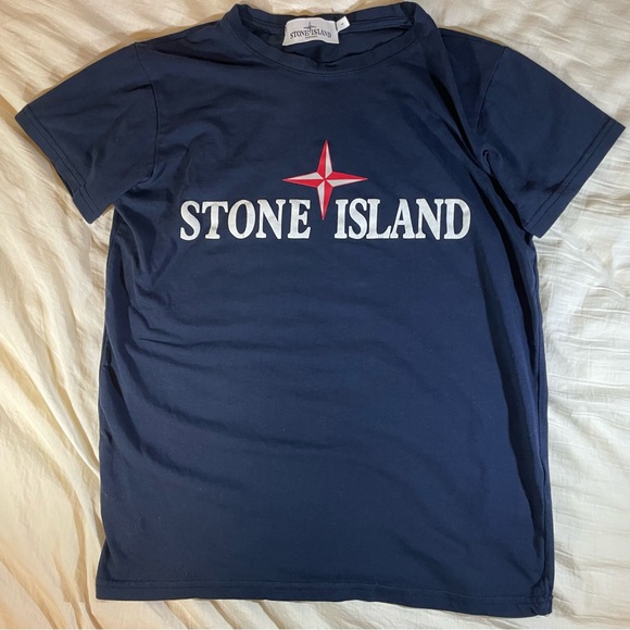 Stone Island Other - Authentic Y2K Early 2000’s Stone Island T-Shirt with classic logo on chest